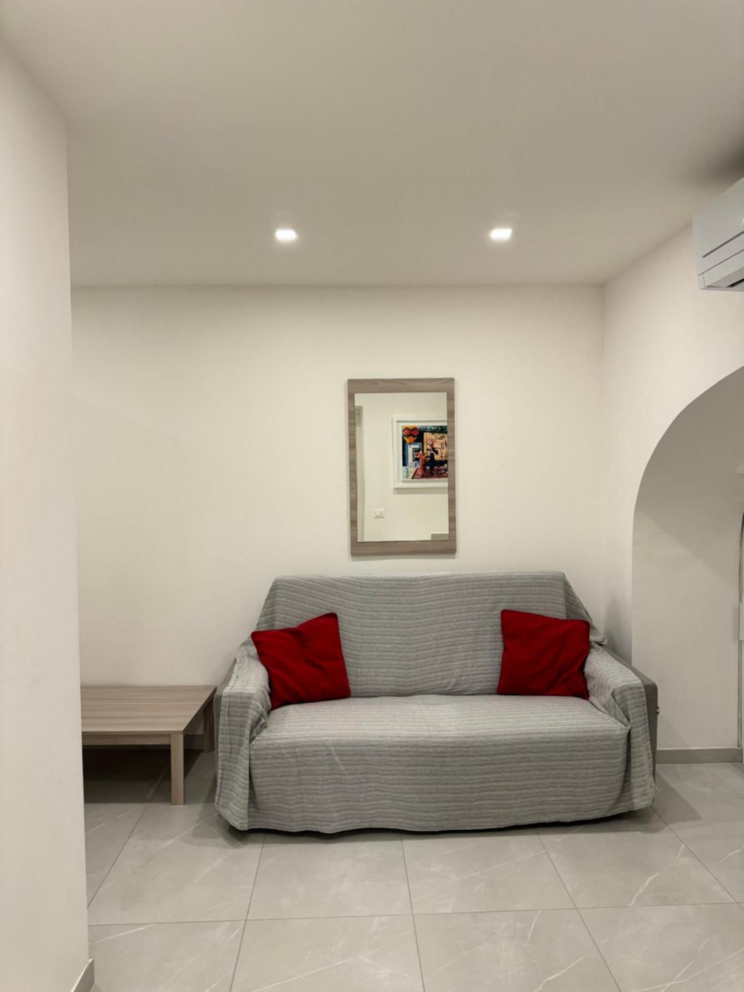 Re House Suite & Deluxe Apartament Ascoli Piceno Exterior photo
