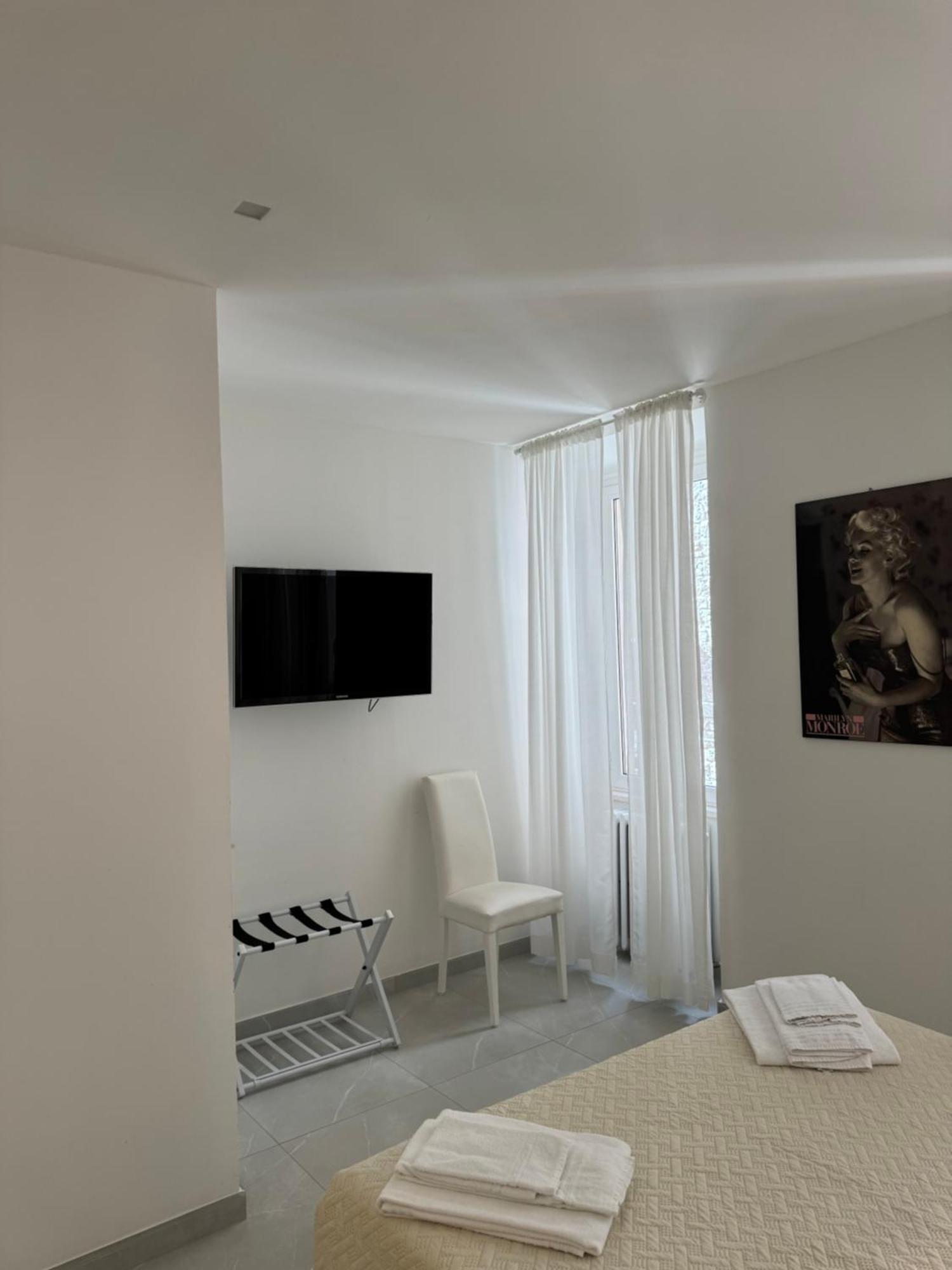 Re House Suite & Deluxe Apartament Ascoli Piceno Exterior photo
